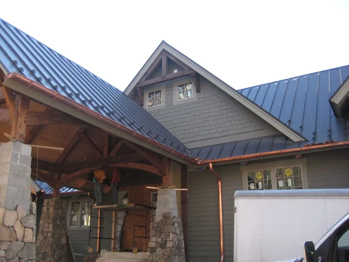 Craftsman Roofing team delivering quality roofing work in Van Nuys